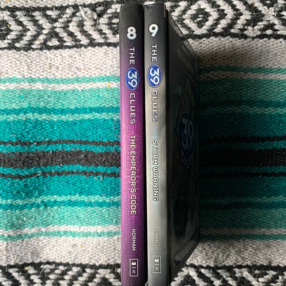 The 39 Clues by Gordon Korman & Linda Sue Park - Picture 2 of 4